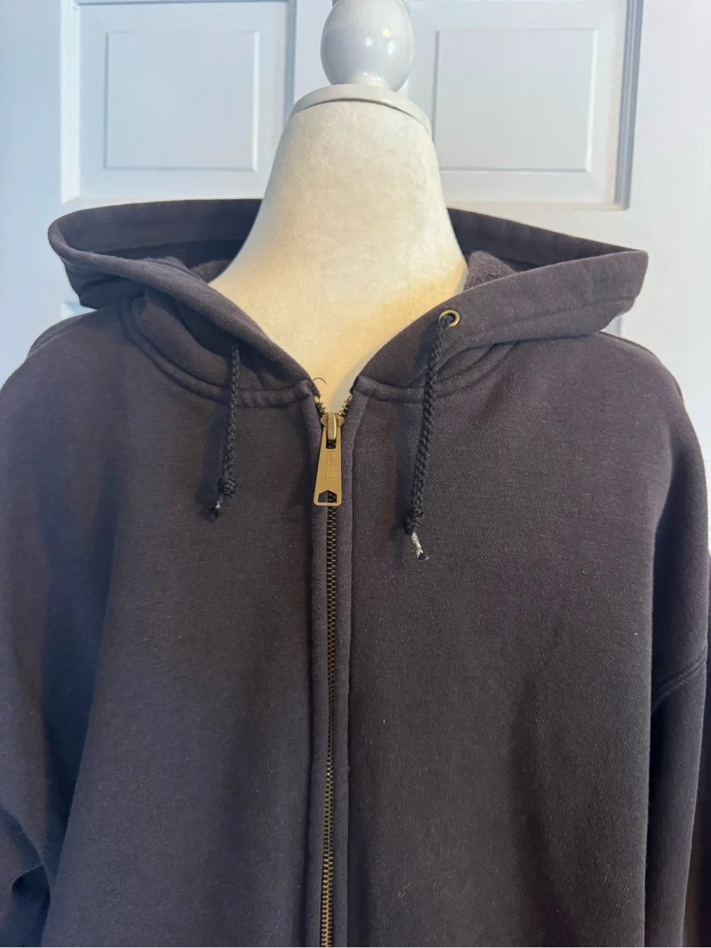 Carhartt Black Zip-Up mid weight hoodie XL no stains no holes - Picture 4 of 8